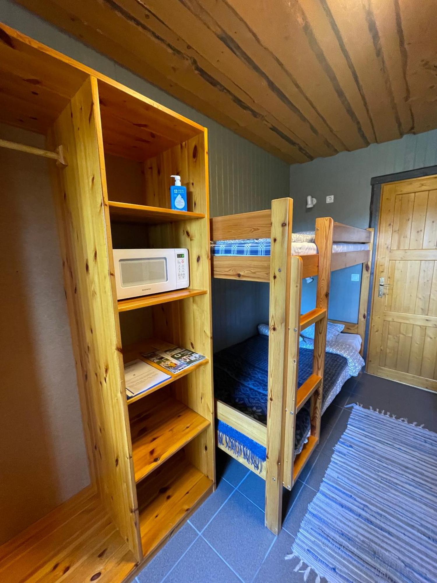 Hostel Kalameeste Maja Муствее Екстер'єр фото