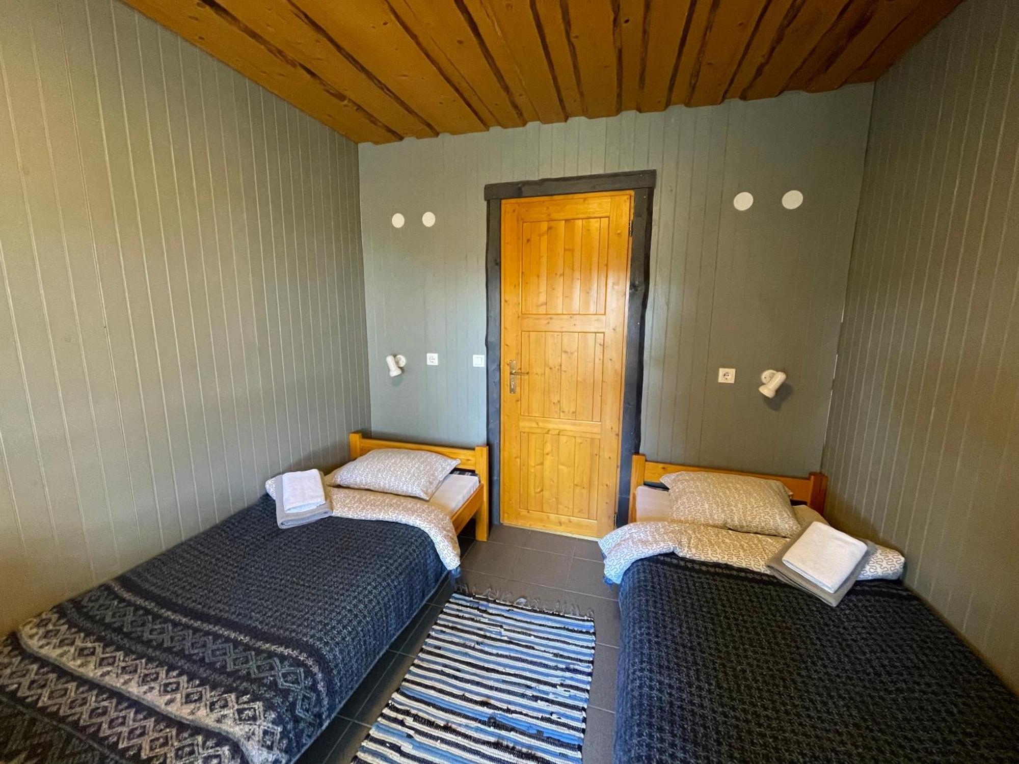 Hostel Kalameeste Maja Муствее Екстер'єр фото